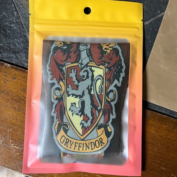 HP House Socks - Picture 4 of 5